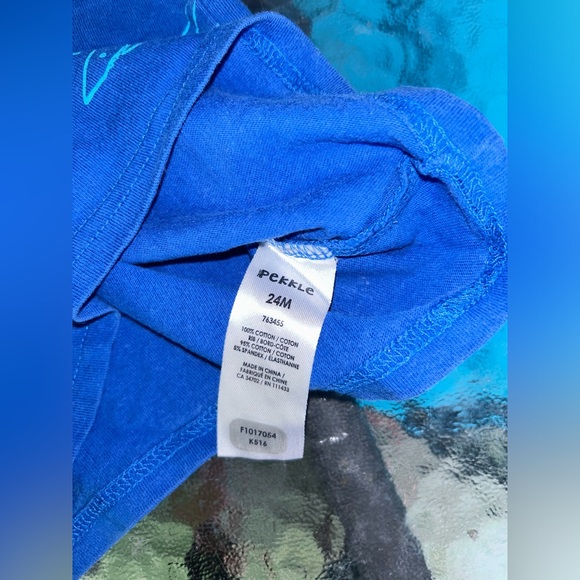 Pekkle | blue shark t-shirt | size 24m - Picture 5 of 5